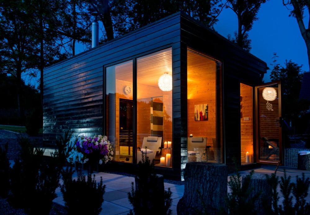 Apartamenty U Harrego I Przy Stawie Spa Z Klimatyzacja, Balia, Sauna, Ogrodem I Parkingiem Kudowa-Zdrój Exterior foto